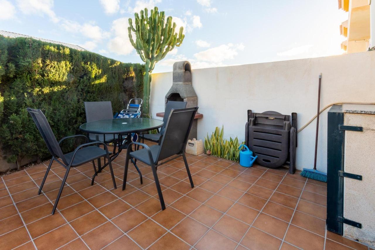 Pool-Side Townhouse In Cabo Roig Villa Orihuela Kültér fotó